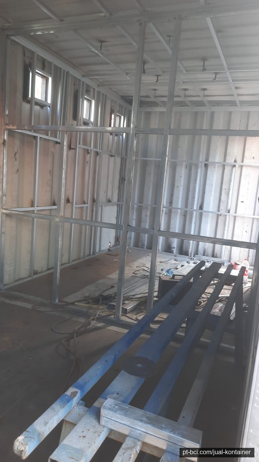 Toilet Container 20ft Custom – BCI Group ContainerPlus