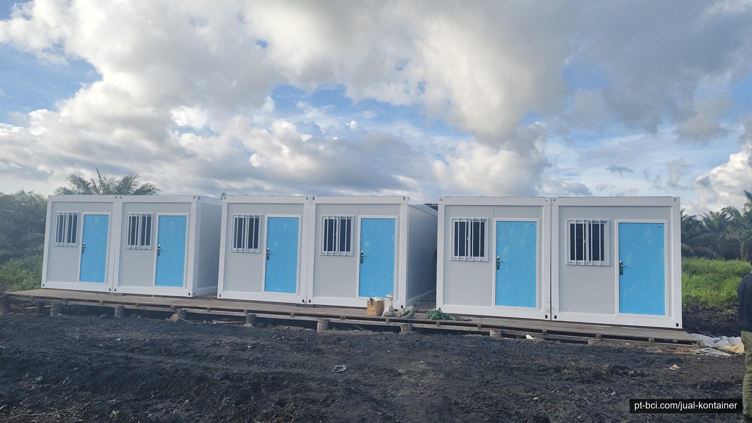 Dry Container 20ft Bekas (Cargo Worthy) – BCI Group ContainerPlus