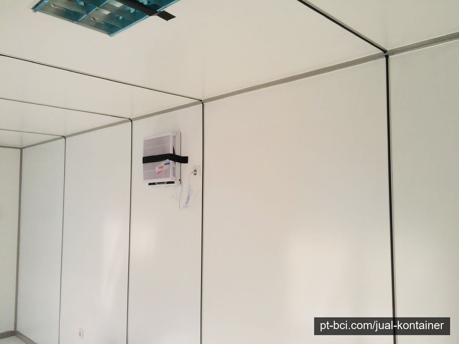 Office Container 20ft (Standar) – BCI Group ContainerPlus